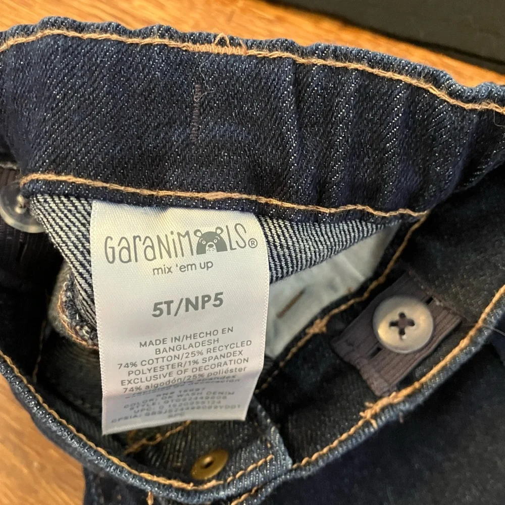 Size 5 Garanimals Dark Blue Denim Jeans and unbranded black and cheetah print T - Picture 2 of 2